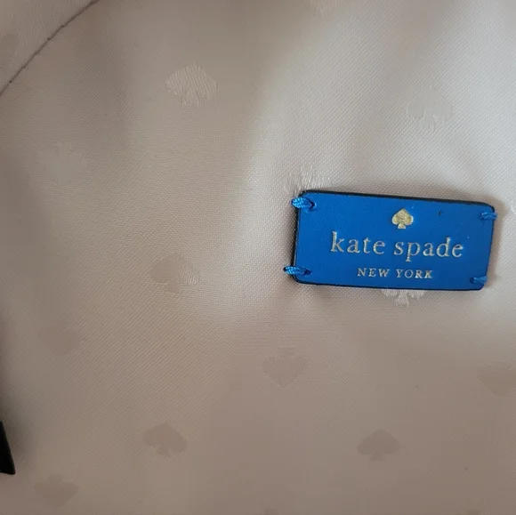 Kate Spade Pool Float Crossbody, VGUC - Picture 11 of 14